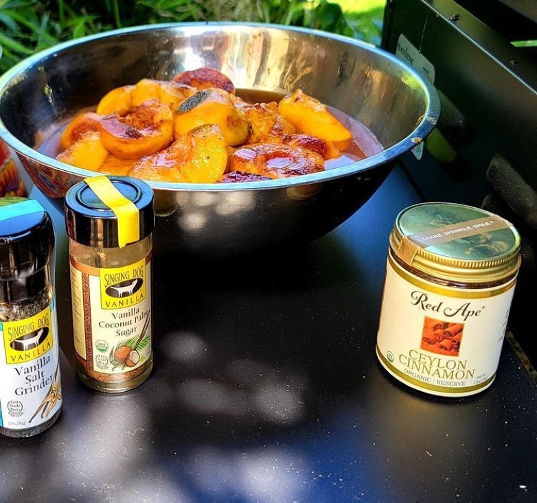 Grilled Peaches with Vanilla Salt