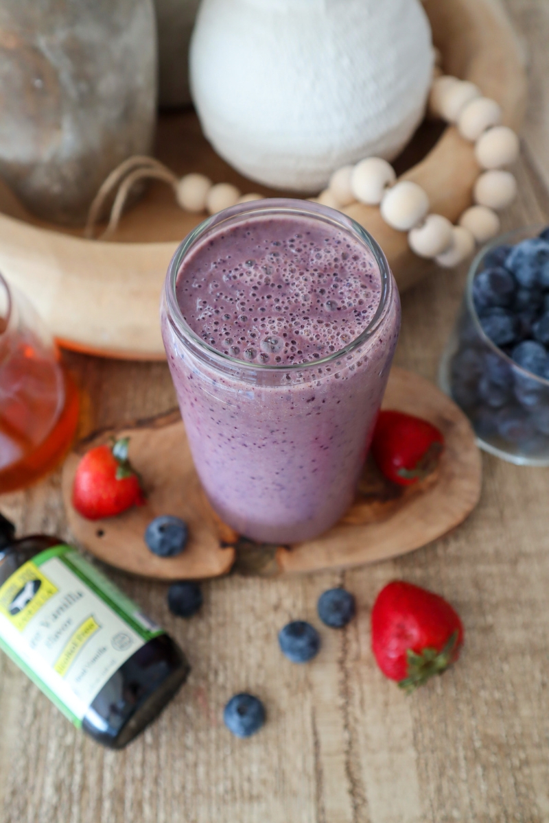 Blueberry Muffin Protein Shake - A Less Toxic LifeA Less Toxic Life